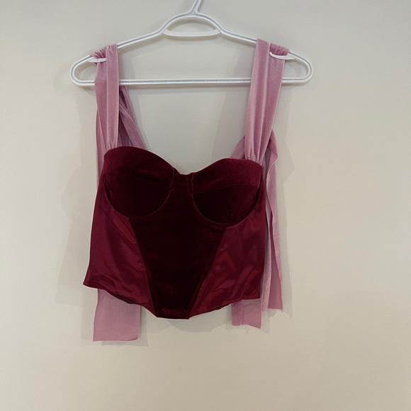 Padded underwire velvet top from shein - Picture 2 of 3